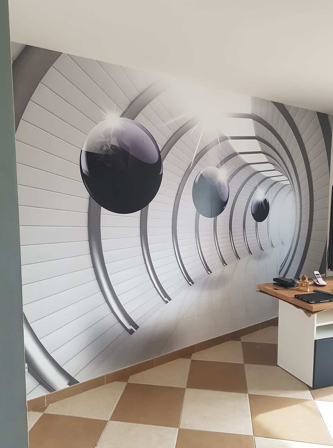 Avant-après rénovation de WC avec mur noir et étagères bois - Peinture S.L